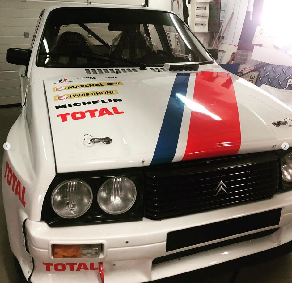 marquage adhesif vehicule rallye