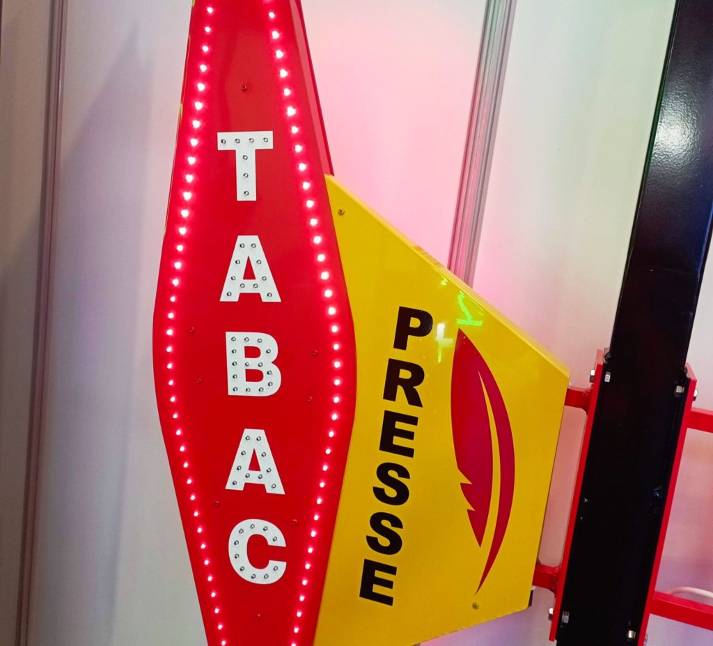 TABAC-PRESS-LED
