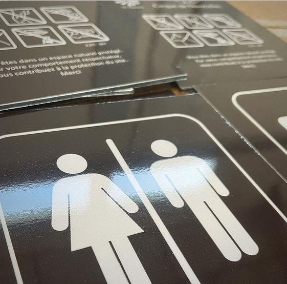 panneau_signaletique_exterieure